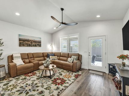 10862 Farmstead Lane, Reno, NV 89521 Photo