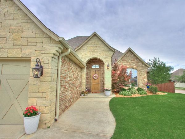 1521 NW 177th Terrace, Edmond, OK 73012
