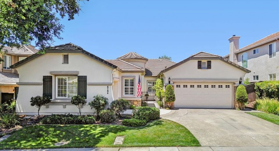 4784 Village Green, El Dorado Hills, CA 95762 Photo