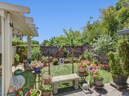 4784 Village Green, El Dorado Hills, CA 95762 Photo