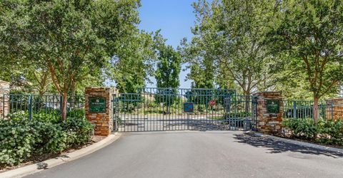 4784 Village Green, El Dorado Hills, CA 95762 Photo
