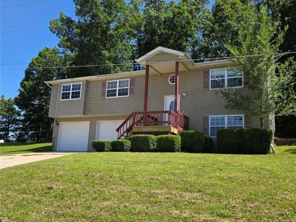 22245 Target Lane, St Robert, MO 65584