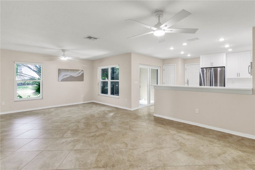 1670 Pointe West Way, Unit 1670, Vero Beach, FL 32966 Photo