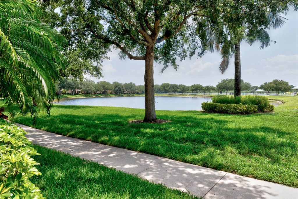 1670 Pointe West Way, Unit 1670, Vero Beach, FL 32966 Photo