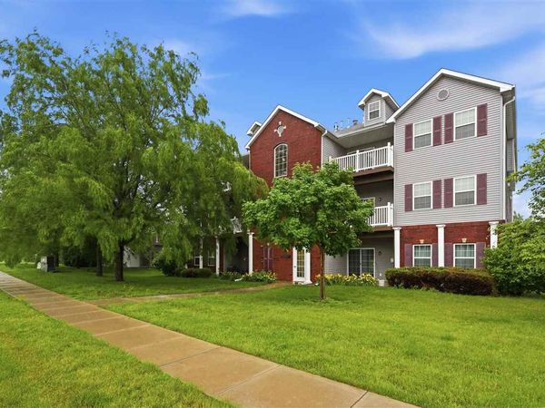 880 Rachael st, Unit 301, North Liberty, IA 52317
