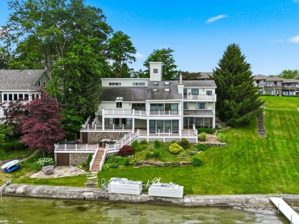 220 Lane 530A Lake James, Fremont, IN 46737