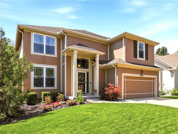 19645 W 110th Street, Olathe, KS 66061
