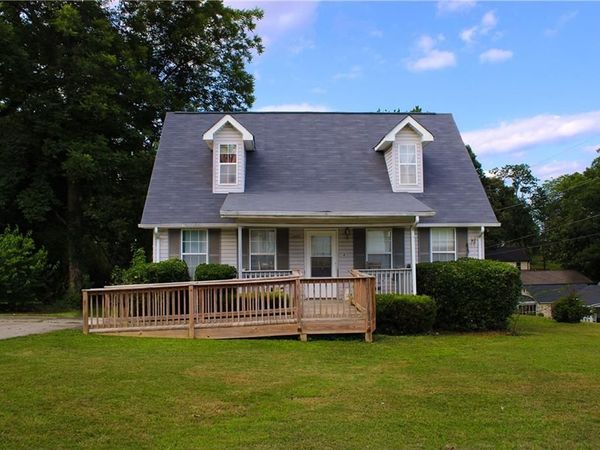 737 Carlton Street SE, Gainesville, GA 30501