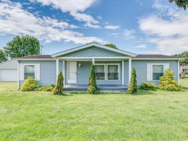 34090 US Highway 50 , Londonderry, OH 45647