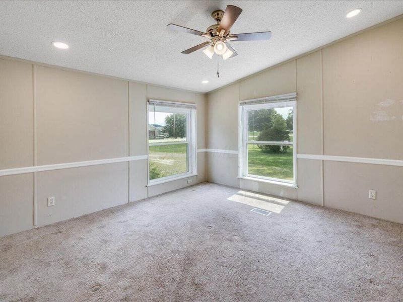 34090 US Highway 50, Londonderry, OH 45647 Photo 17
