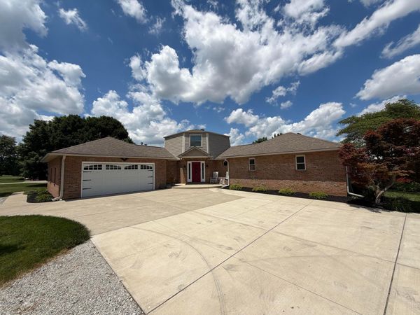 3738 Saint Paul Road , Ashville, OH 43103