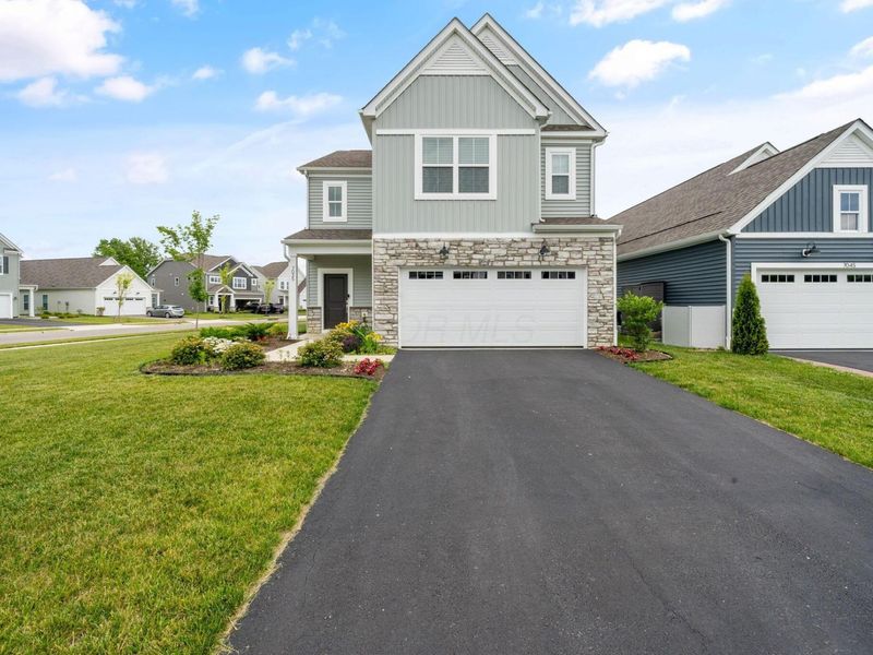 7035 Ashford Way , Powell, OH 43065 Photo 2