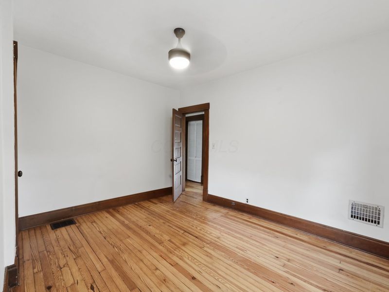 111 Crestview Road, Columbus, OH 43202 Photo 15