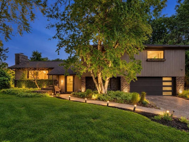 1435 Cottingham Court W, Columbus, OH 43209 Photo 1