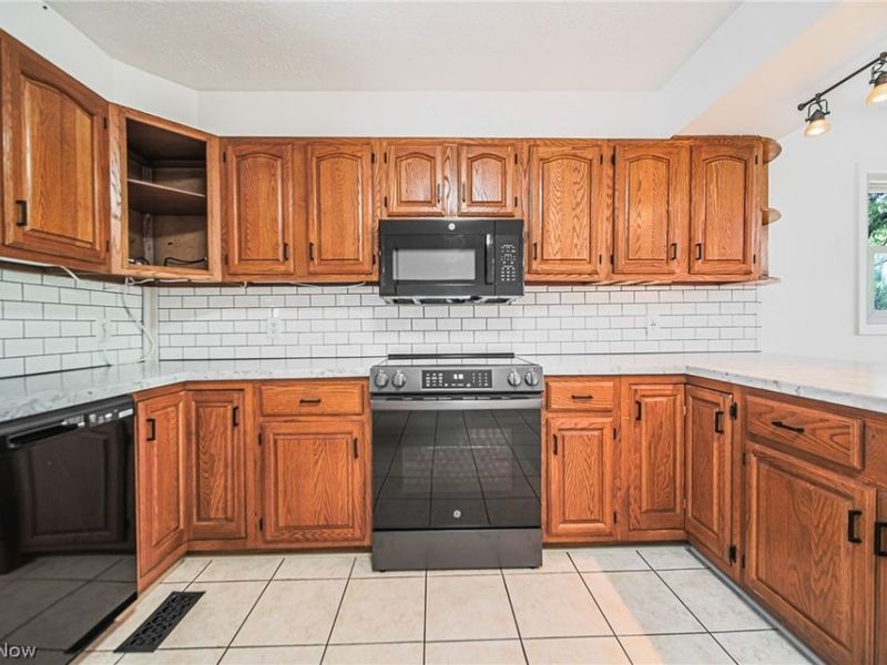 13648 Freedom Road, Kimbolton, OH 43749 Photo 12
