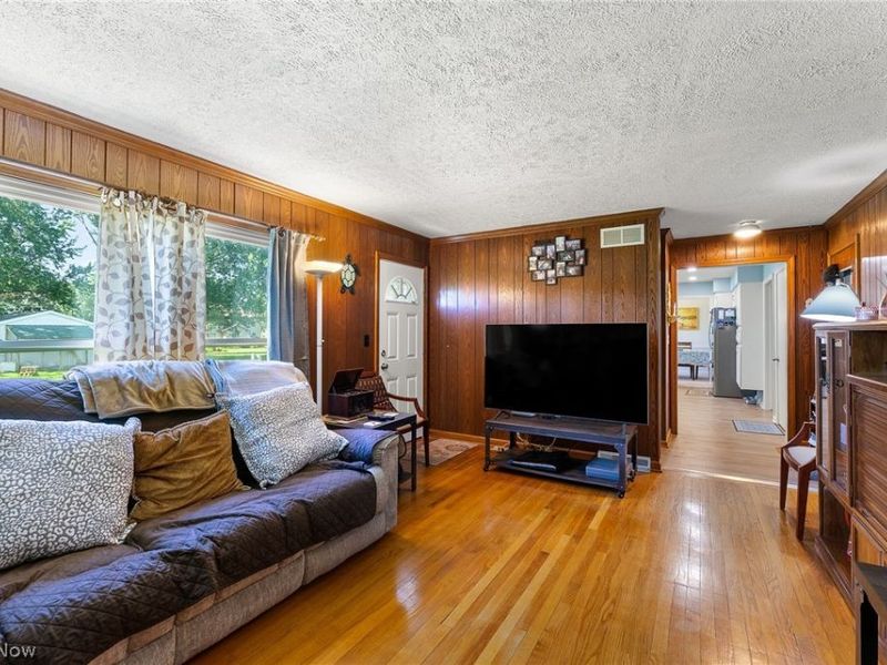 147 Mayflower Drive, Boardman, OH 44512 Photo 9