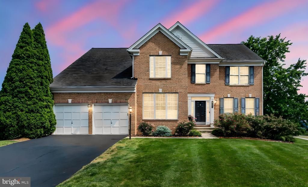 43553 Dempsey Lane, Chantilly, VA 20152 Main Photo