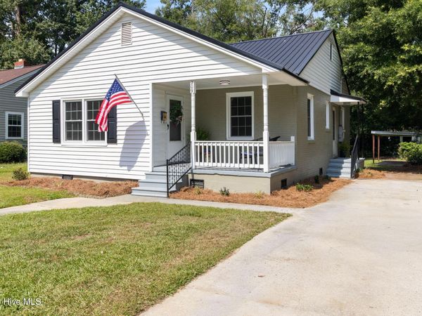 209 N Thompson Street, Whiteville, NC 28472