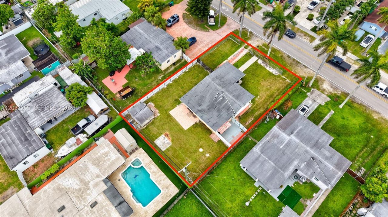 9840 SW 48th St , Miami, FL 33165 Photo