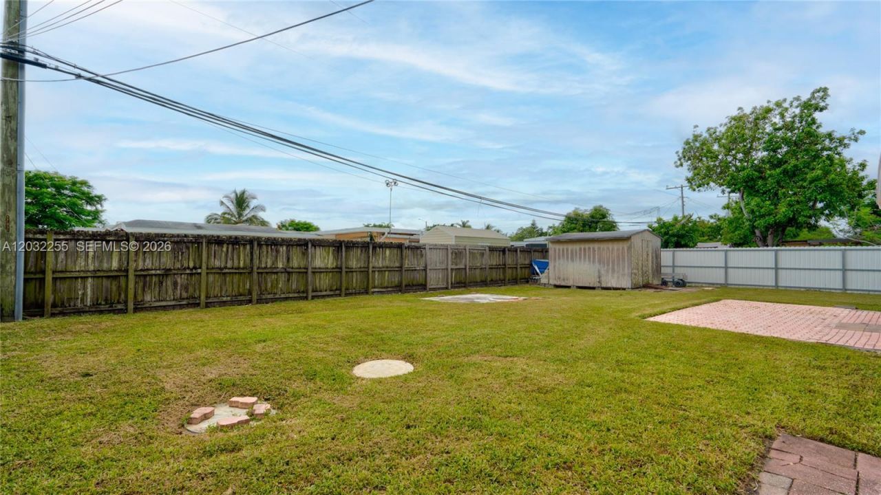 9840 SW 48th St , Miami, FL 33165 Photo