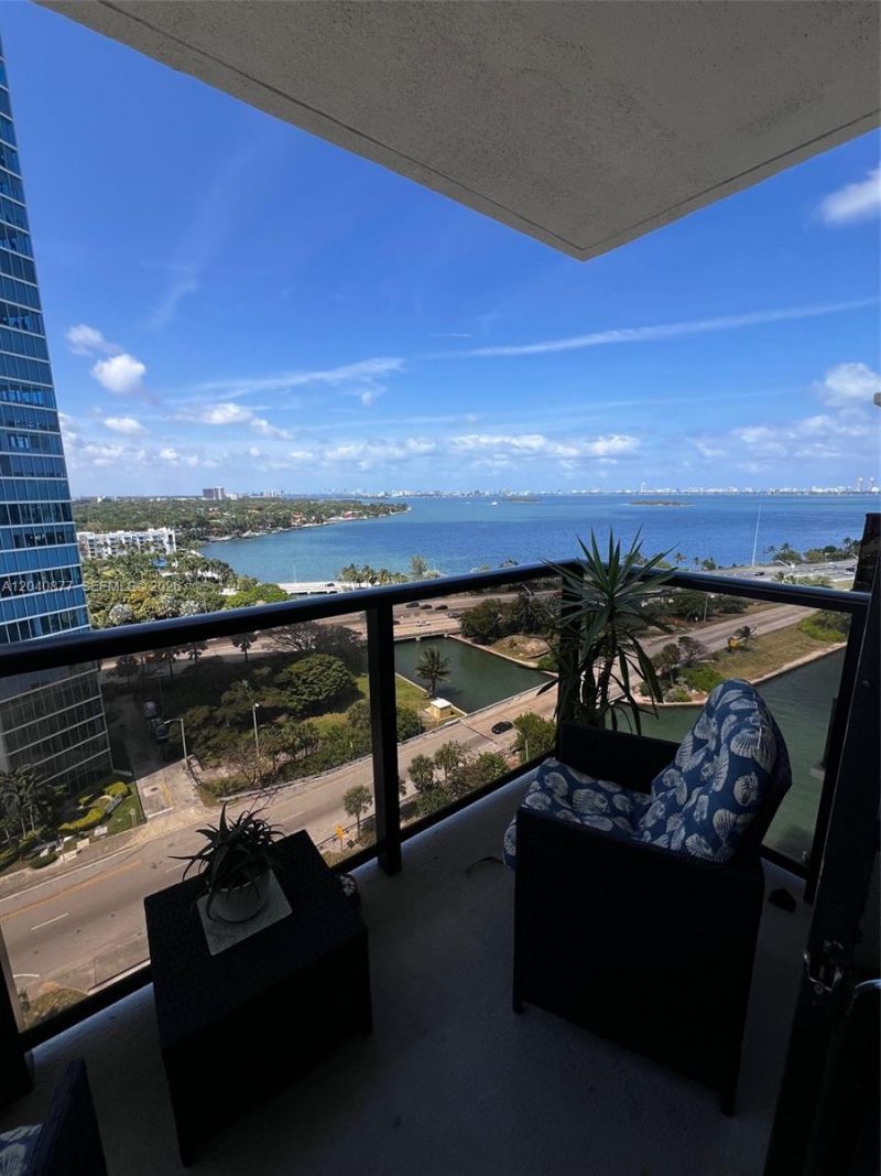 600 NE 36, Unit 1706, Miami, FL 33137 Photo