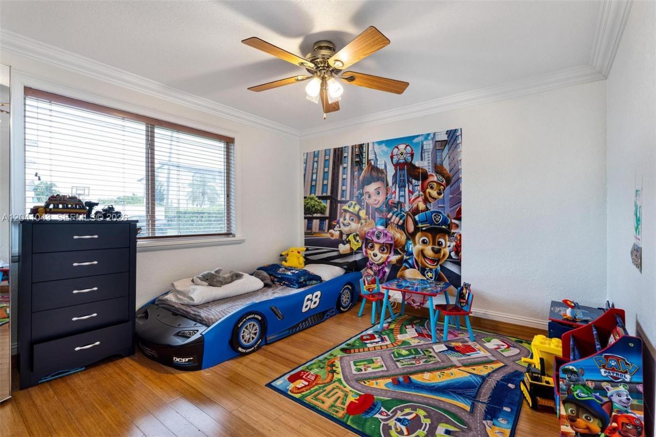 3220 NE 164th St , North Miami Beach, FL 33160 Photo