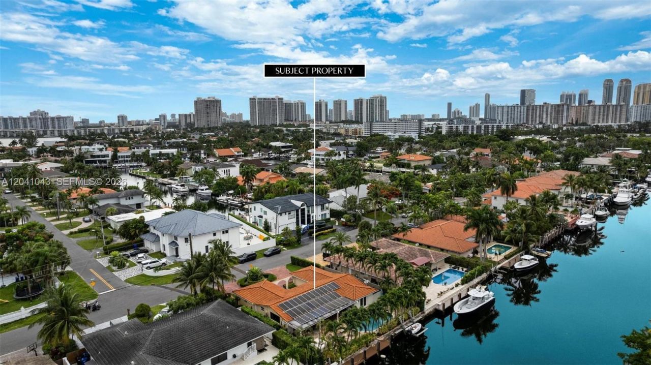 3220 NE 164th St , North Miami Beach, FL 33160 Photo