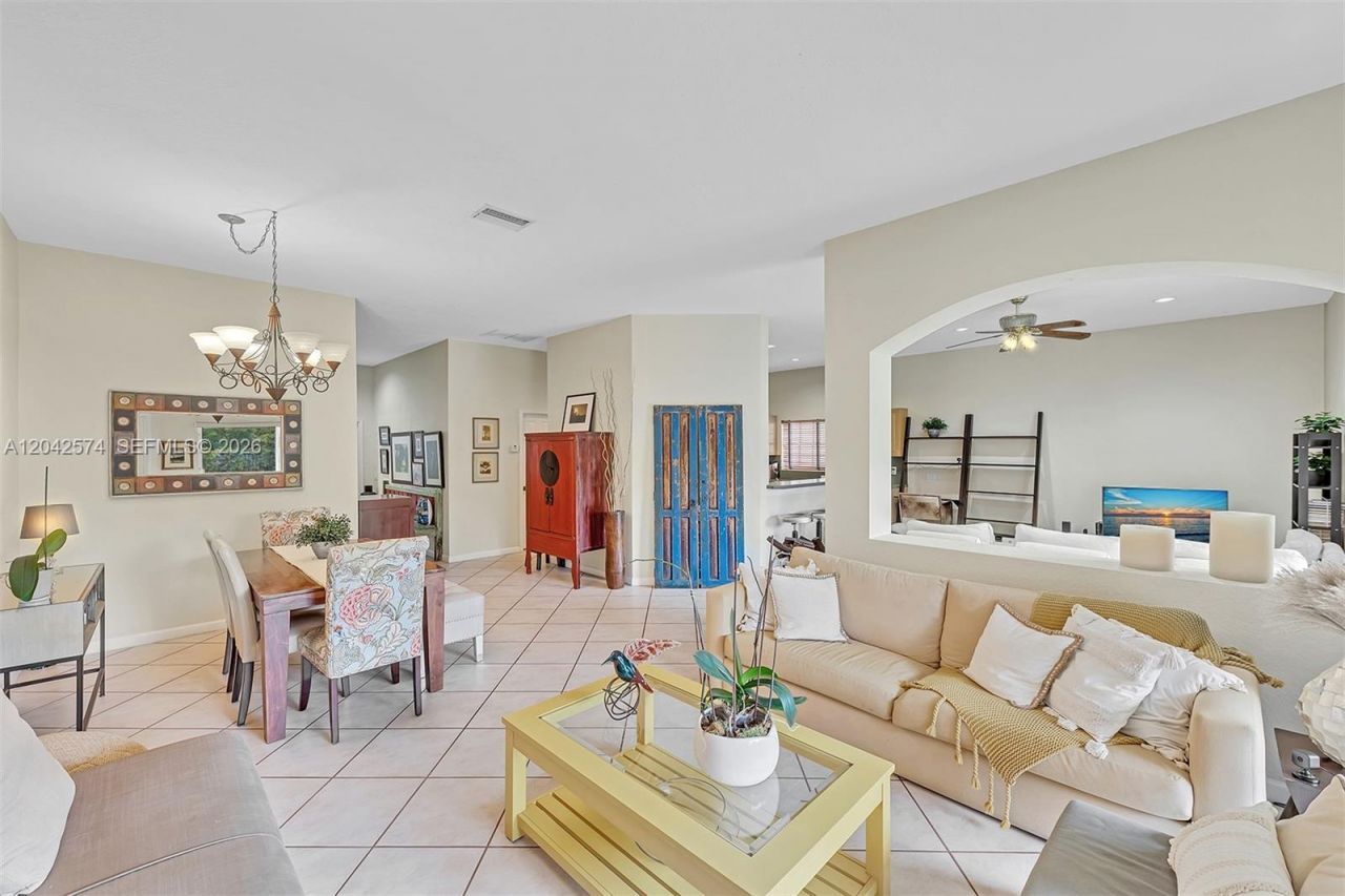 3711 Falcon Ridge Cir , Weston, FL 33331 Photo