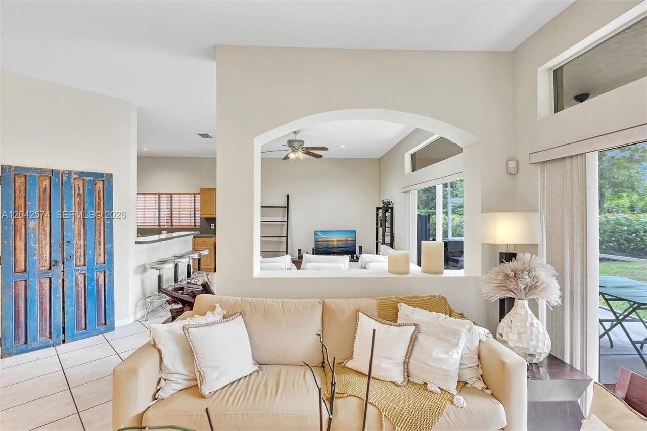 3711 Falcon Ridge Cir , Weston, FL 33331 Photo