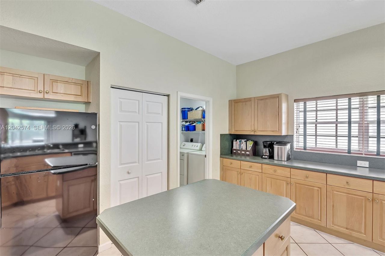 3711 Falcon Ridge Cir , Weston, FL 33331 Photo