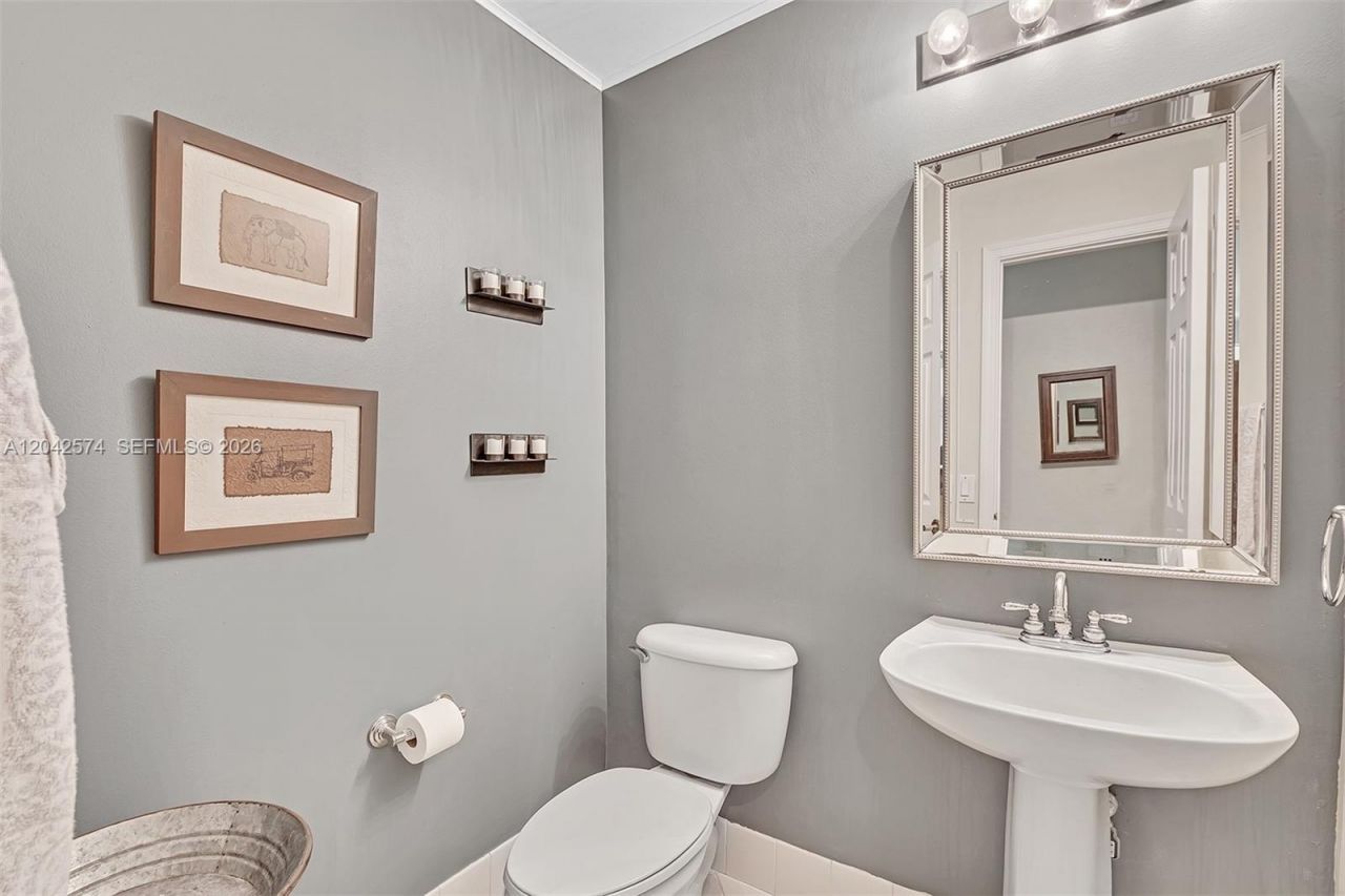 3711 Falcon Ridge Cir , Weston, FL 33331 Photo