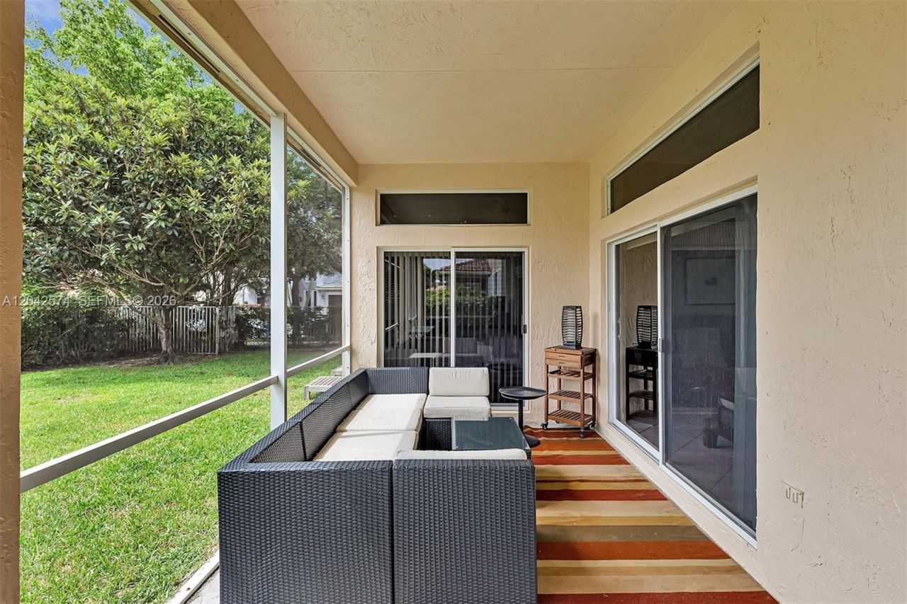 3711 Falcon Ridge Cir , Weston, FL 33331 Photo