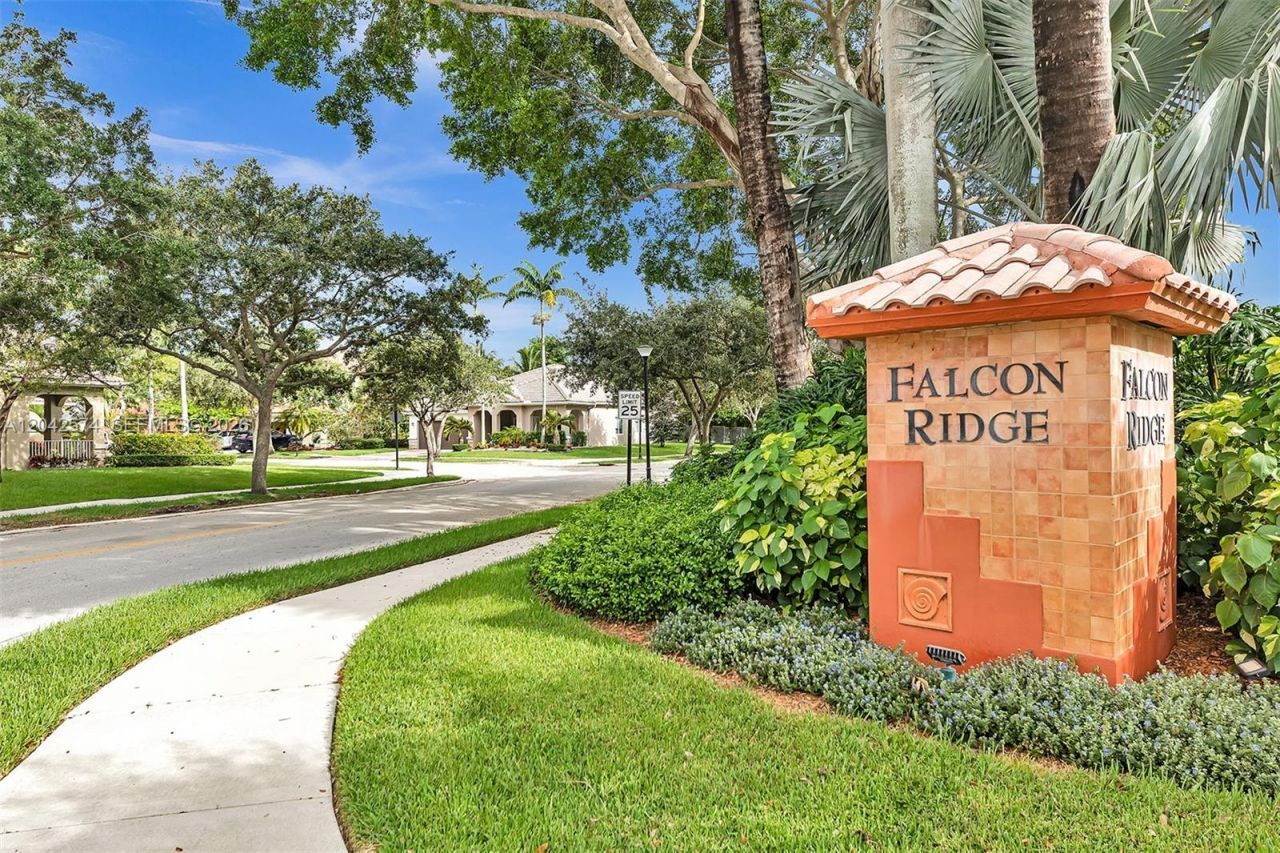 3711 Falcon Ridge Cir , Weston, FL 33331 Photo
