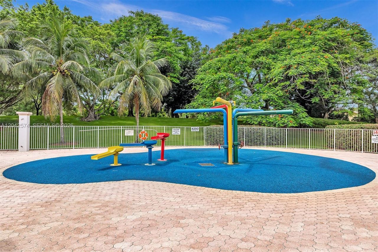 3711 Falcon Ridge Cir , Weston, FL 33331 Photo