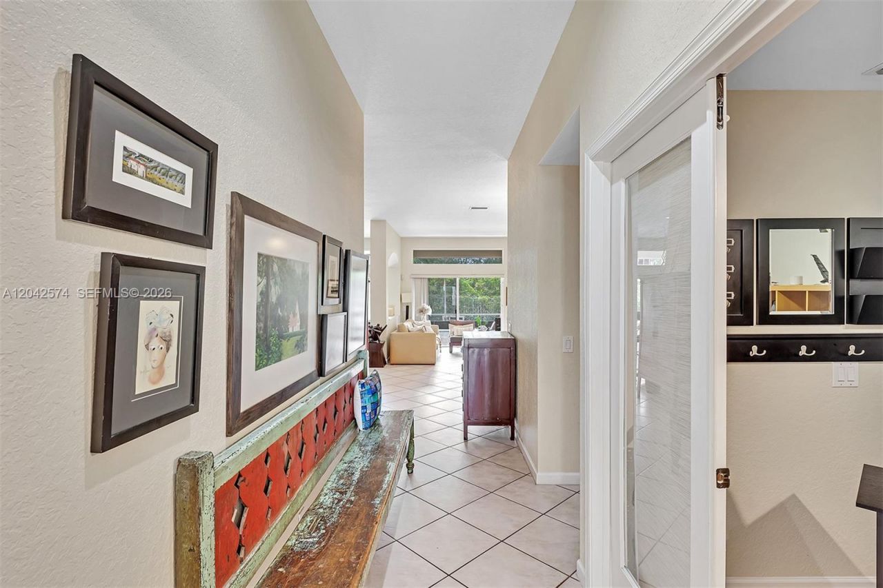 3711 Falcon Ridge Cir , Weston, FL 33331 Photo