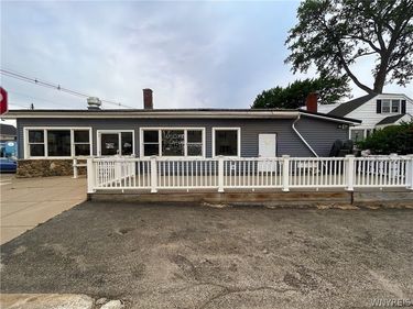 5885 Main Street, Olcott, NY 14126