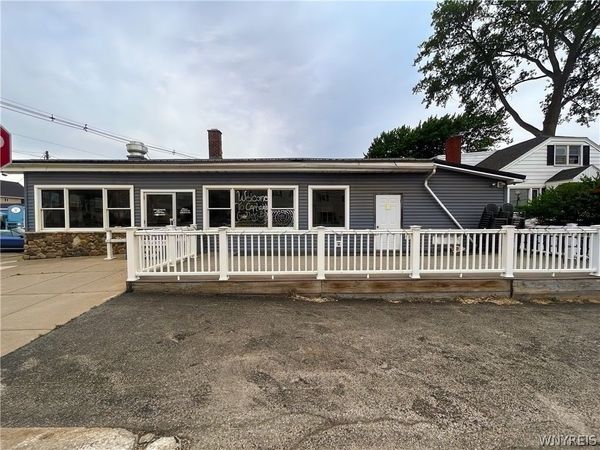 5885 Main Street , Olcott, NY 14126