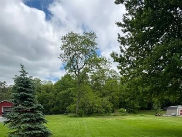 Hartshorn Road , Batavia, NY 14020