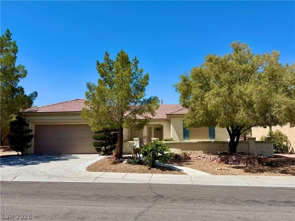 2895 Maffie Street , Henderson, NV 89052