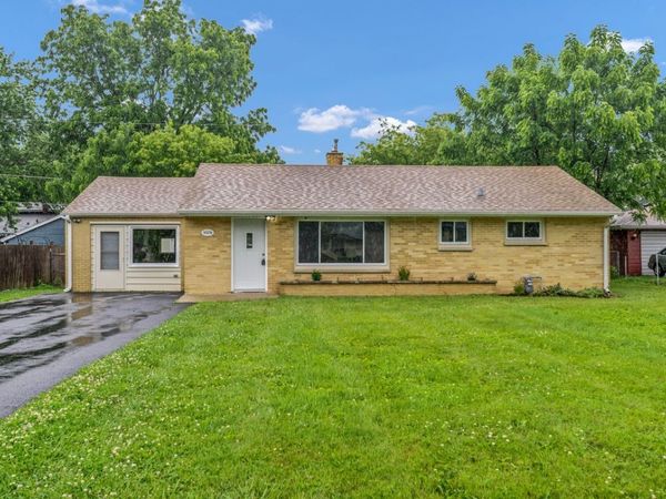 10274 W Ford Avenue , Beach Park, IL 60099