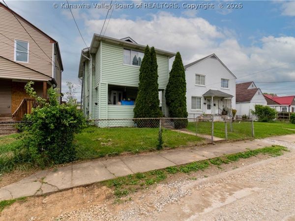 311 18th Street, Dunbar, WV 25064