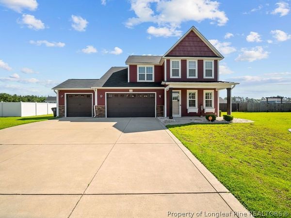 1442 Creekwood Road, Hope Mills, NC 28348