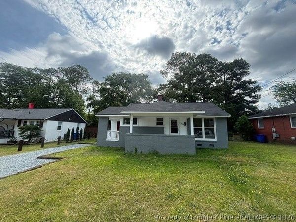 469 McPhee Drive , Fayetteville, NC 28305