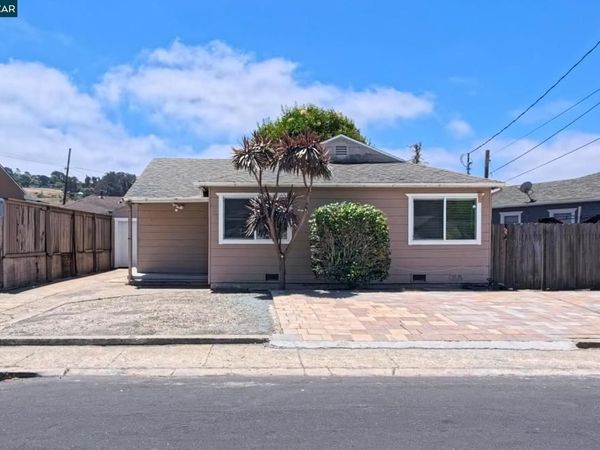 2980 Rollingwood Dr, San Pablo, CA 94806