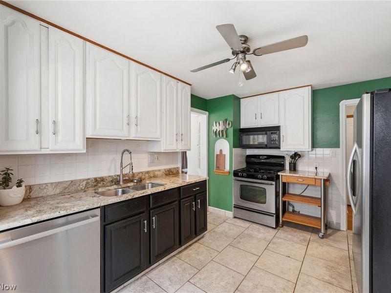 1620 W Schaaf Road, Cleveland, OH 44109 Photo 12