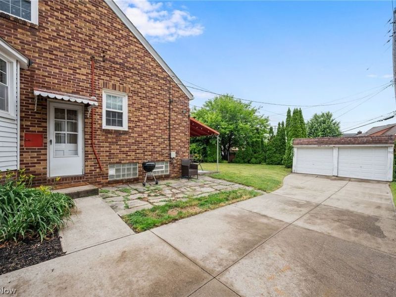 1620 W Schaaf Road, Cleveland, OH 44109 Photo 22