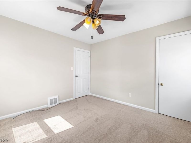 1653 Woodhurst Avenue, Mayfield Heights, OH 44124 Photo 27