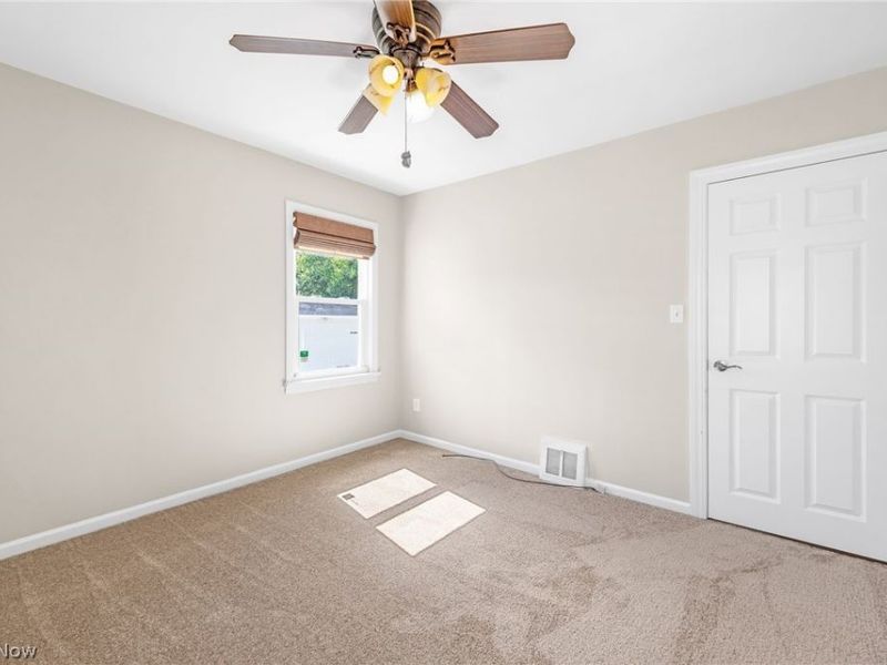 1653 Woodhurst Avenue, Mayfield Heights, OH 44124 Photo 28