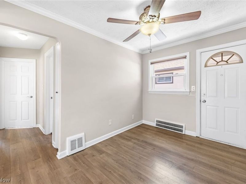 1653 Woodhurst Avenue, Mayfield Heights, OH 44124 Photo 9