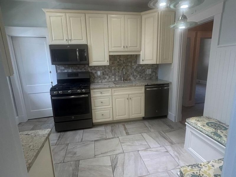 1142 Coronado Avenue, Cincinnati, OH 45238 Photo 2